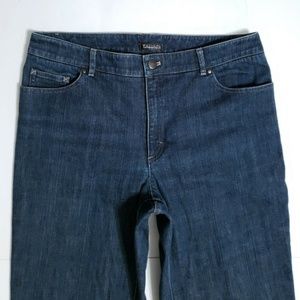 Elie Tahari HIGH RISE STRAIGHT Dark Jeans 32